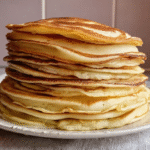 Recette Pancake Sans Gluten Sans Lactose Moelleux et Facile 5 Recette pancake sans gluten sans lactose empilés avec sirop et fruits