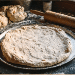 Pâte à pizza sans gluten : moelleuse, croustillante et 100% maison 5 pâte à pizza sans gluten faite maison croustillante