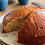 Cake IG bas moelleux : recette sans gluten facile et saine 5 Cake IG bas moelleux sans gluten présenté sur une table